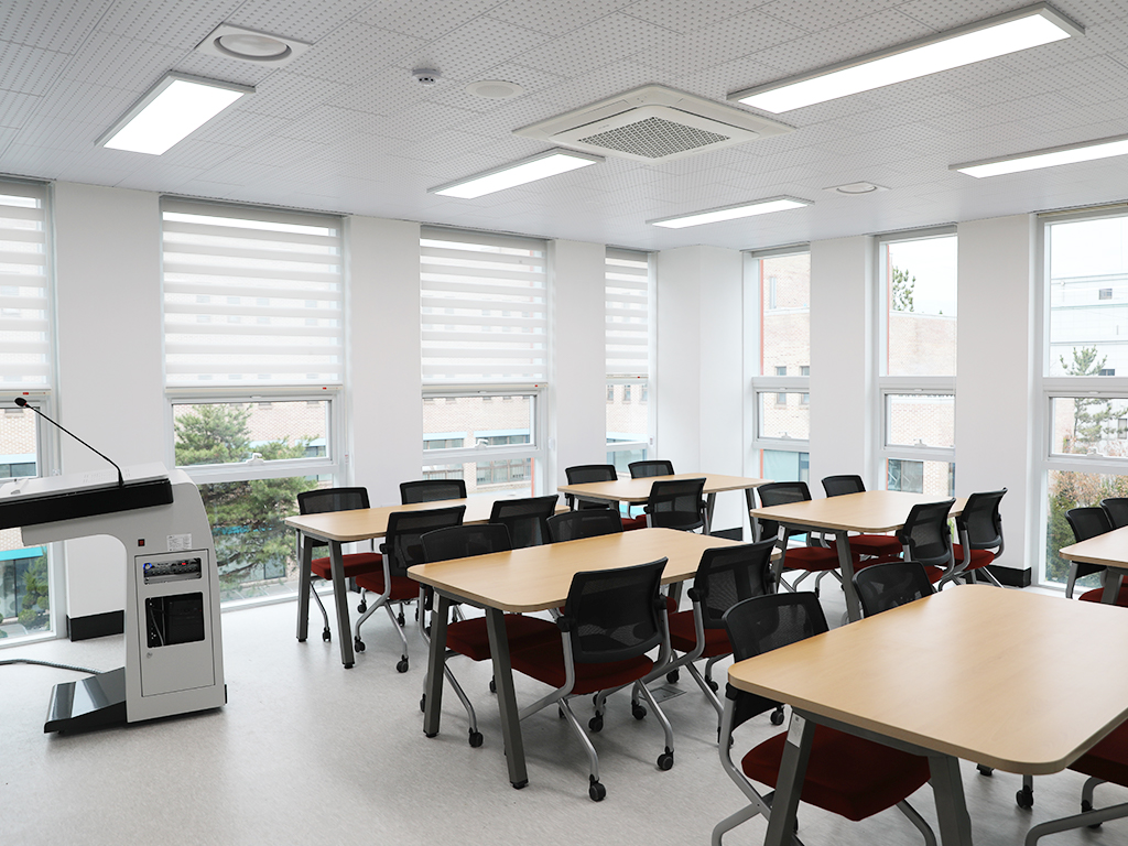 디브리핑룸2 사진