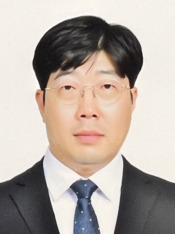 백종민(행정조교)